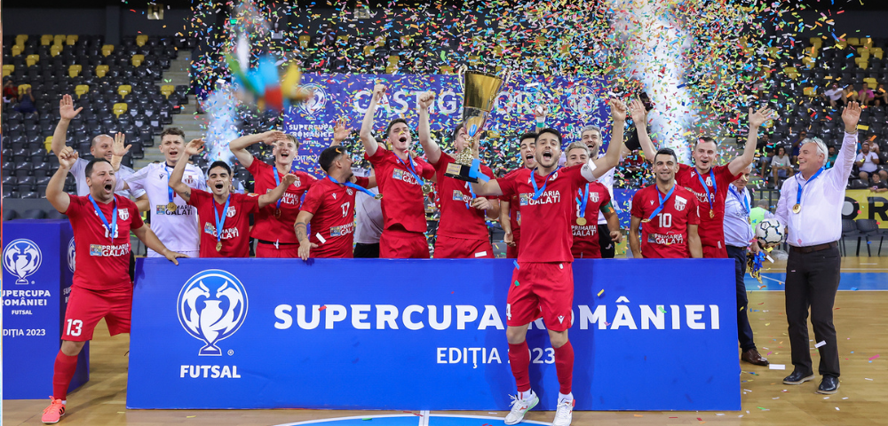 Supercampioni. Povestea continuă